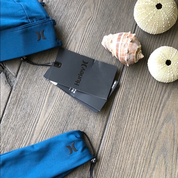 Hurley bikini - Picture 5 of 6